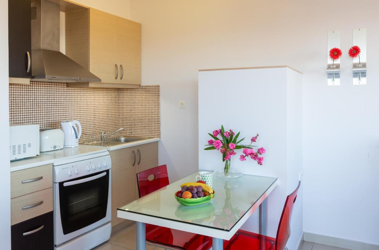 Caravella Luxury Apartments ปาไลโอโกรา ภายนอก รูปภาพ
