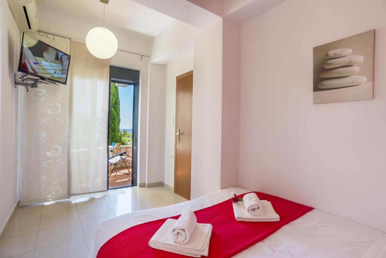 Caravella Luxury Apartments ปาไลโอโกรา ภายนอก รูปภาพ