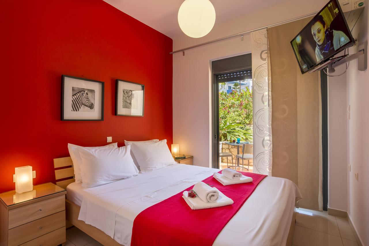 Caravella Luxury Apartments ปาไลโอโกรา ภายนอก รูปภาพ